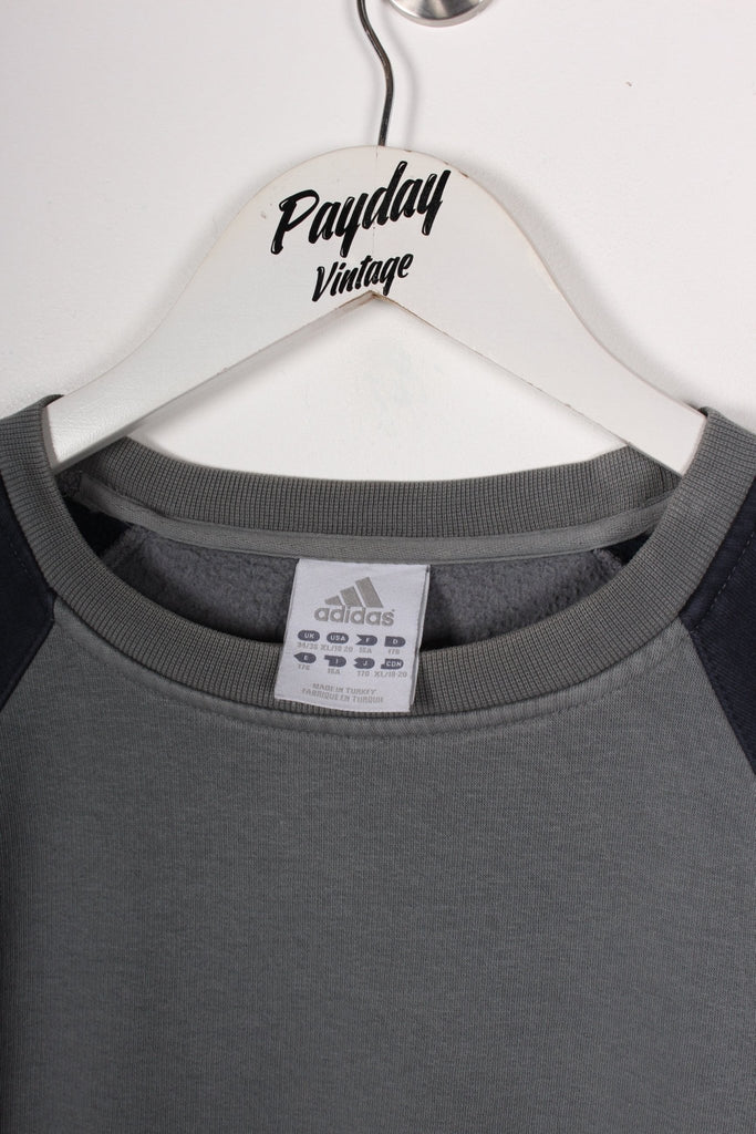 00's Adidas Sweatshirt Grey/Navy Medium - Payday Vintage