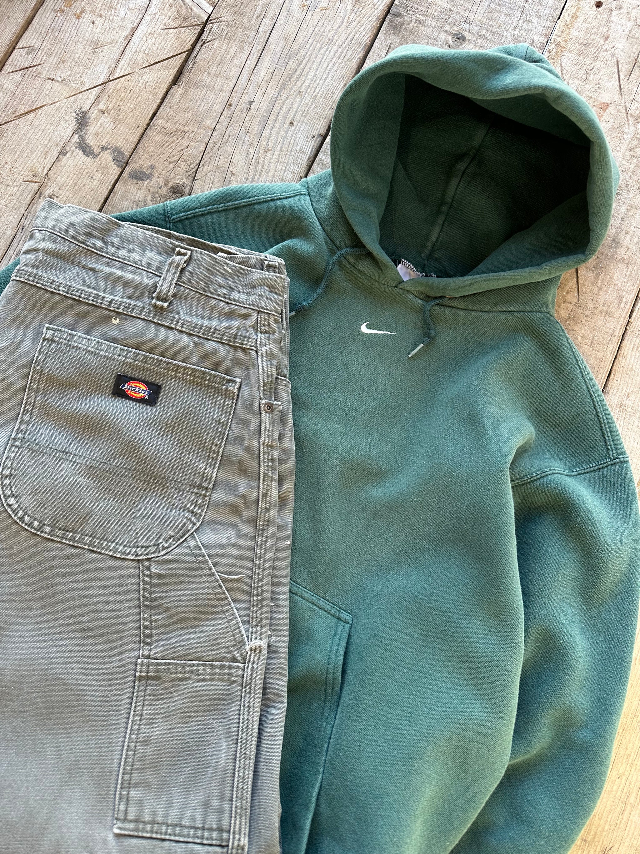 CLASSIC OUTFIT MYSTERY BOX (2 PIECES)