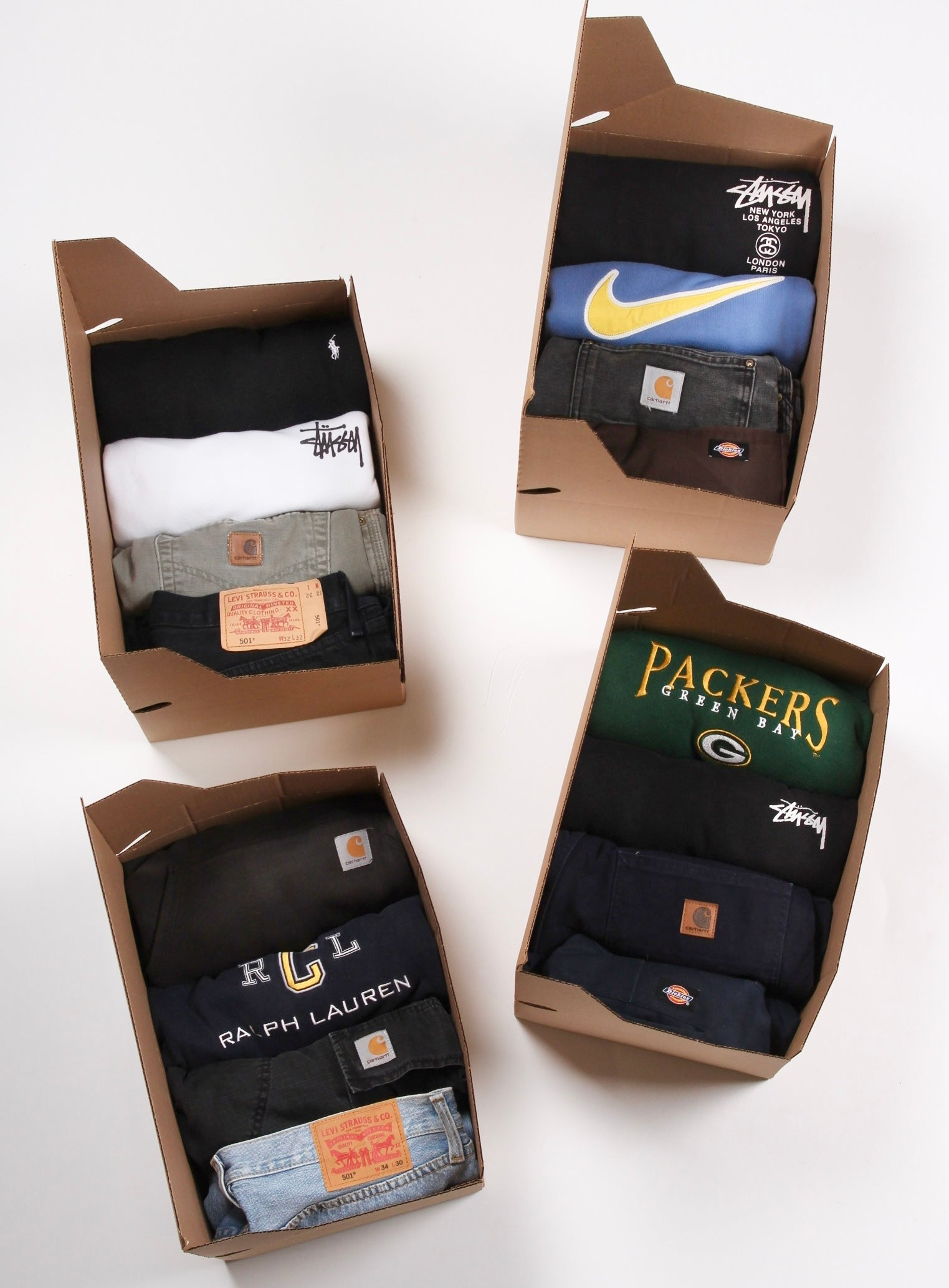 PREMIUM OUTFIT MYSTERY BOX (4 PIECES)