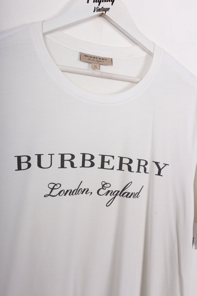 Burberry T-Shirt White XXL - Payday Vintage